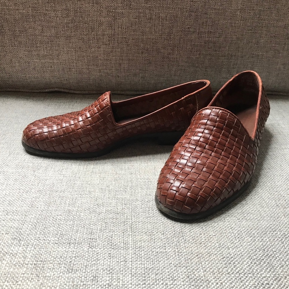 Bass Chestnut Loafers